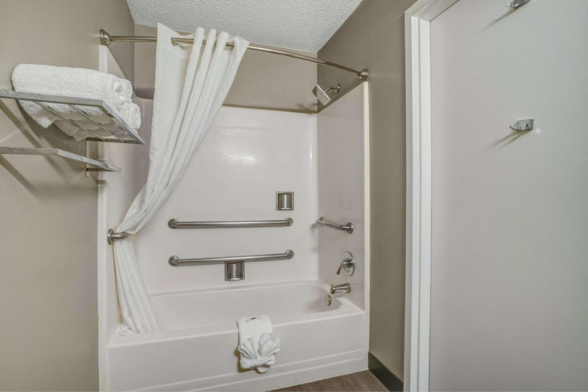 6-santa Ana, Ca Hotel 2*